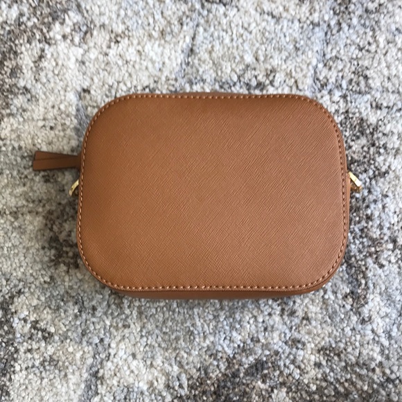 SOLD! Tory Burch Emerson Round Crossbody - Picture 3 of 6